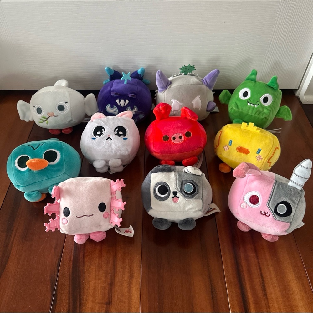 Pet Simulator X Plush 4"/ Bloxfruit Stuffed Animal Lot Of 11 (NO EPIC DLC CODES)